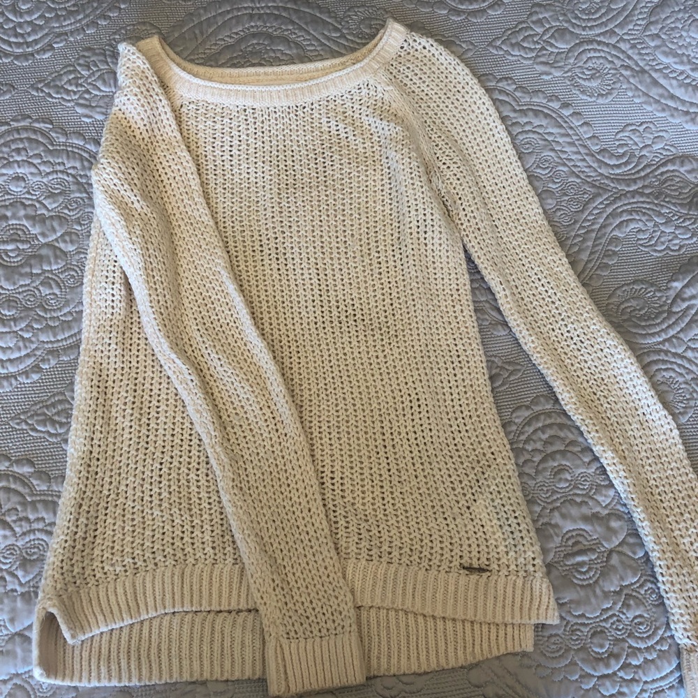 Cream colored Abercrombie Sweater Small